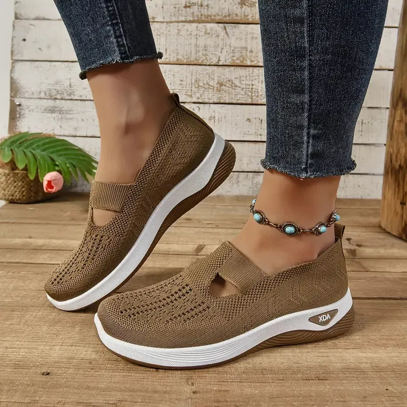 Women's comfortable breathable knitted sneakers