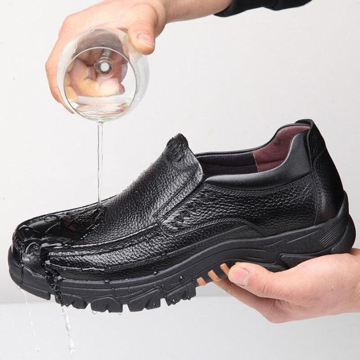 ðŸ”¥On This Week Sale 70% OFFðŸ”¥ Men's Cow Leather Waterproof Comfy Non Slip Soft Slip On Casual Shoes